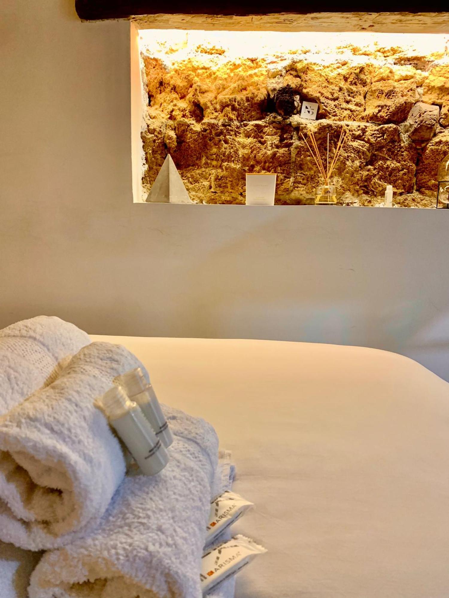 Stationsuite N5 Spa Privata Idromassaggio & Wifi Zona Centrale Vicino Alla Stazione Palermo Exterior foto