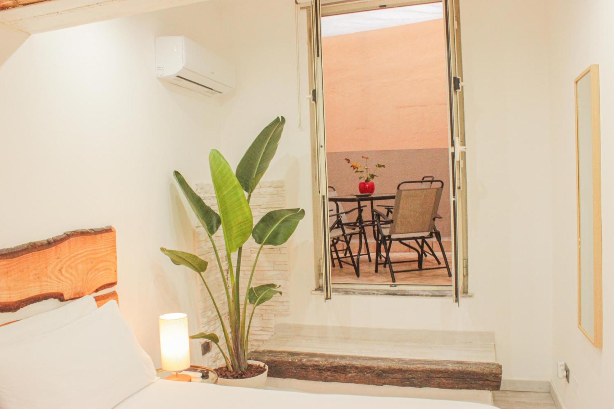 Stationsuite N5 Spa Privata Idromassaggio & Wifi Zona Centrale Vicino Alla Stazione Palermo Exterior foto