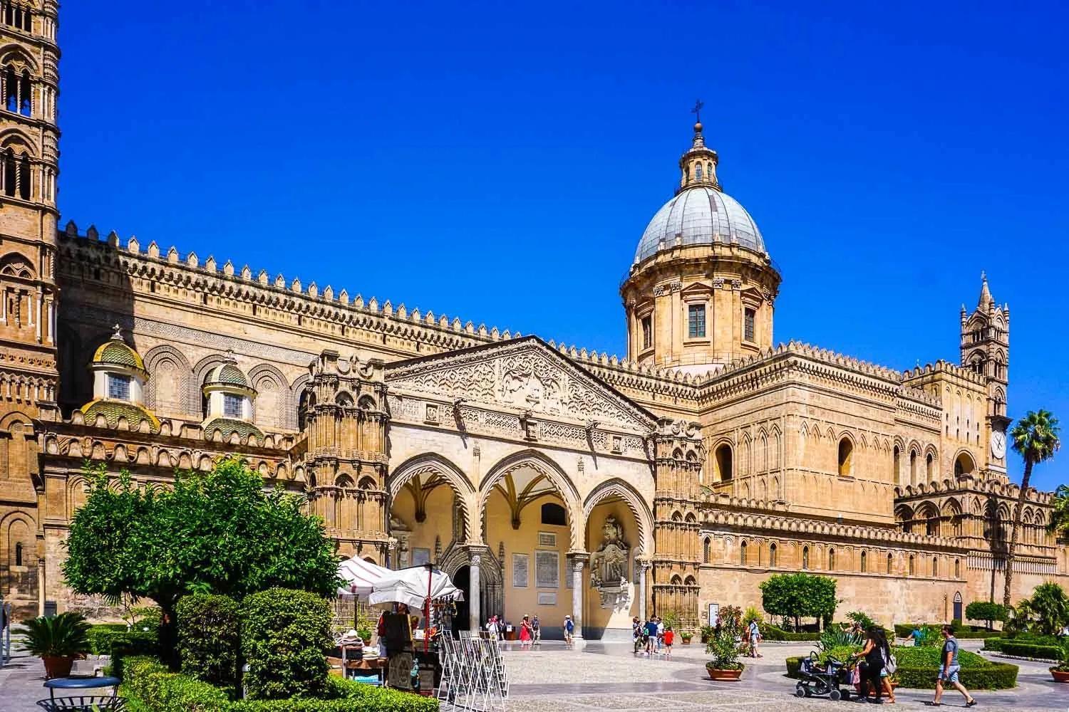 Stationsuite N5 Spa Privata Idromassaggio & Wifi Zona Centrale Vicino Alla Stazione Palermo Exterior foto