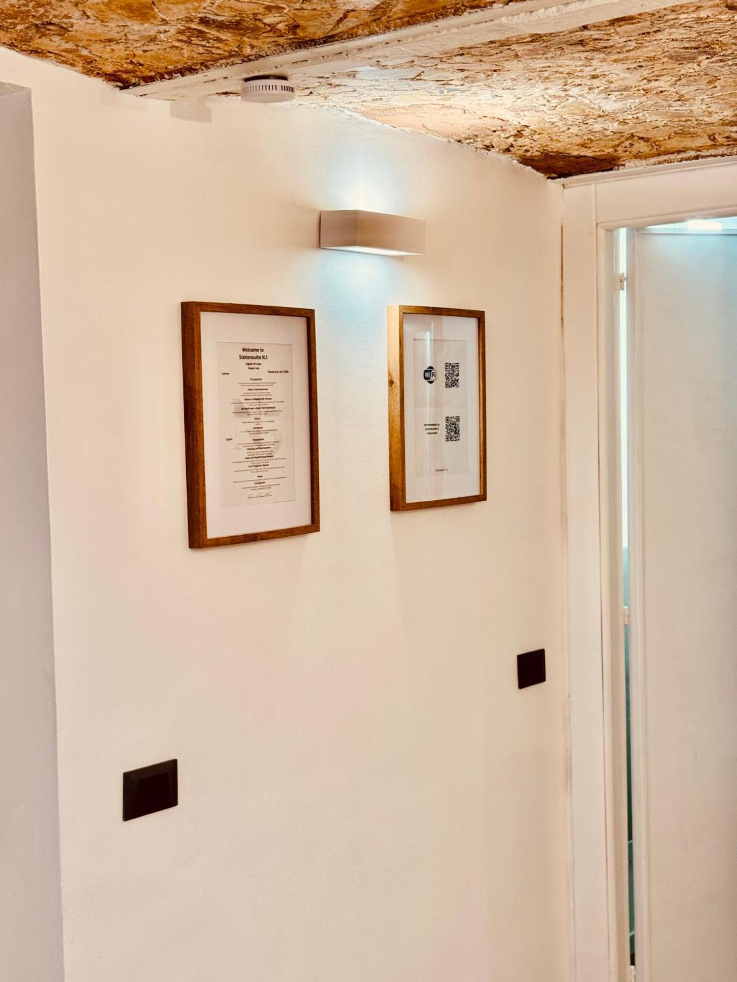 Stationsuite N5 Spa Privata Idromassaggio & Wifi Zona Centrale Vicino Alla Stazione Palermo Exterior foto
