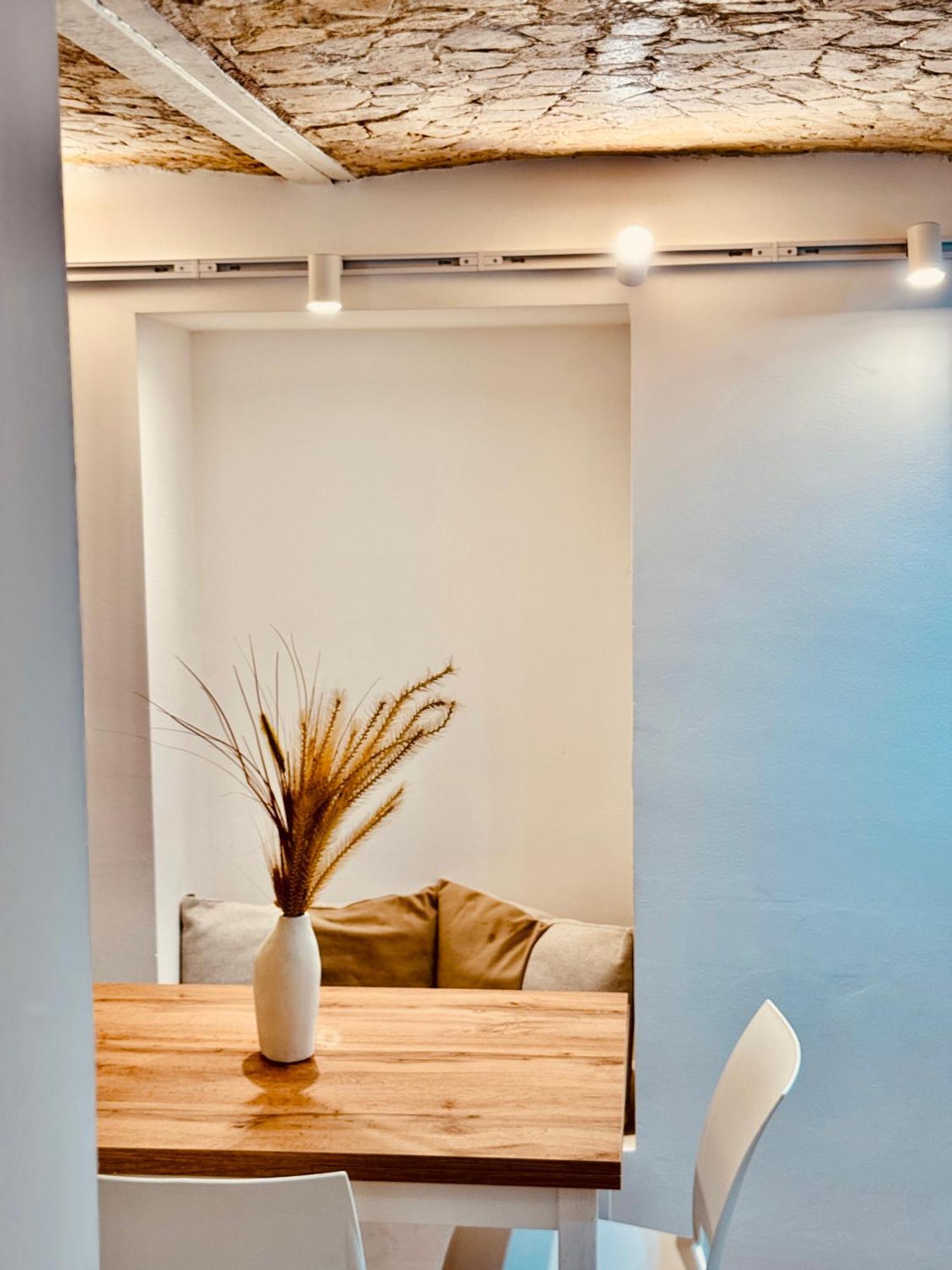 Stationsuite N5 Spa Privata Idromassaggio & Wifi Zona Centrale Vicino Alla Stazione Palermo Exterior foto